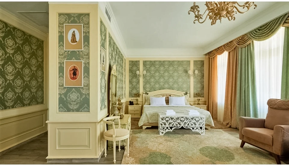 هتل آیوانی تفلیس